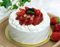 atTerrace 軽井沢 『完熟いちごのショートケーキ』 1個 5号サイズ ※冷凍